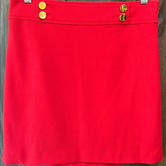 LOFT Outlet Red Skirt with Gold Button Accents, Excellent Condition, Size 4 - Picture 2 of 7